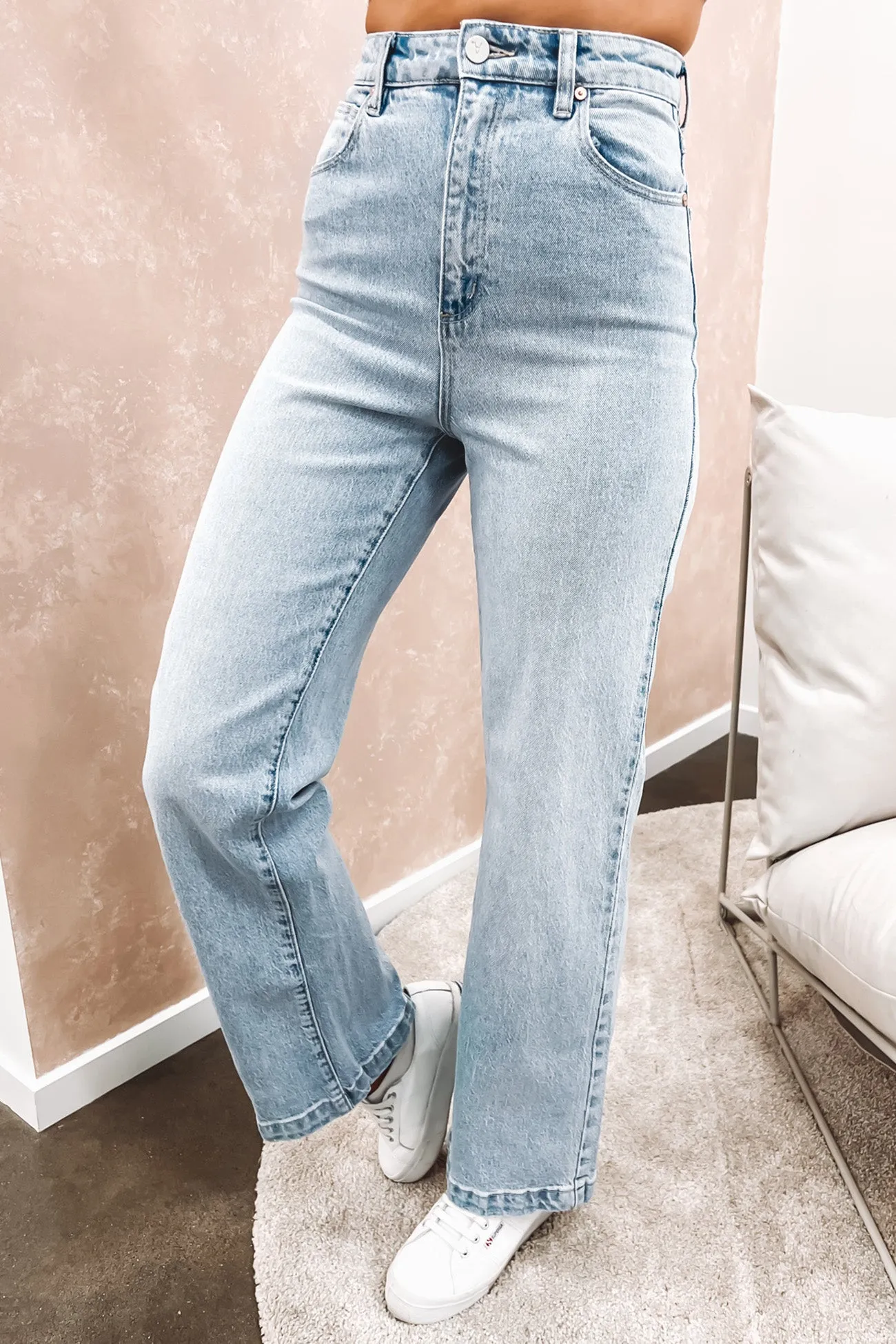 A 94 High & Wide Jean Evie Light Vintage Indigo