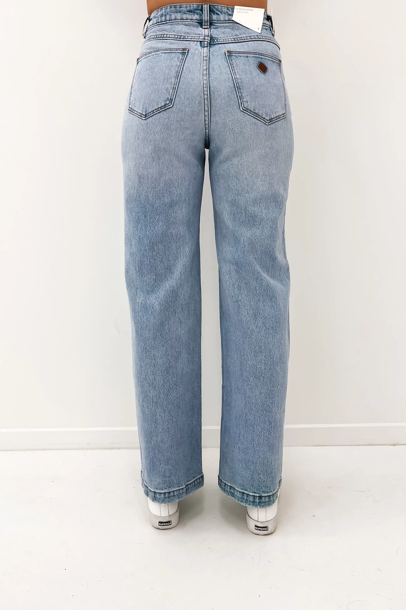 A 94 High & Wide Jean Linda Organic