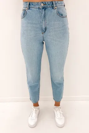 A 94 High Slim Jean Francis Organic