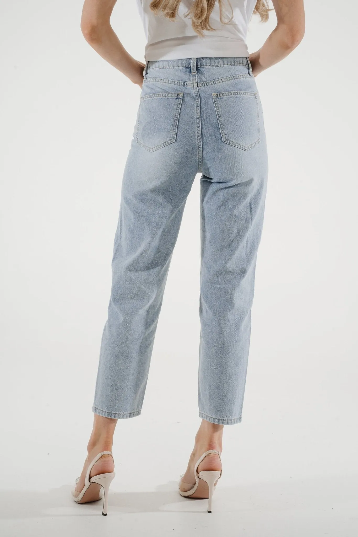 Cindy Distressed Mom Jean In Light Wash