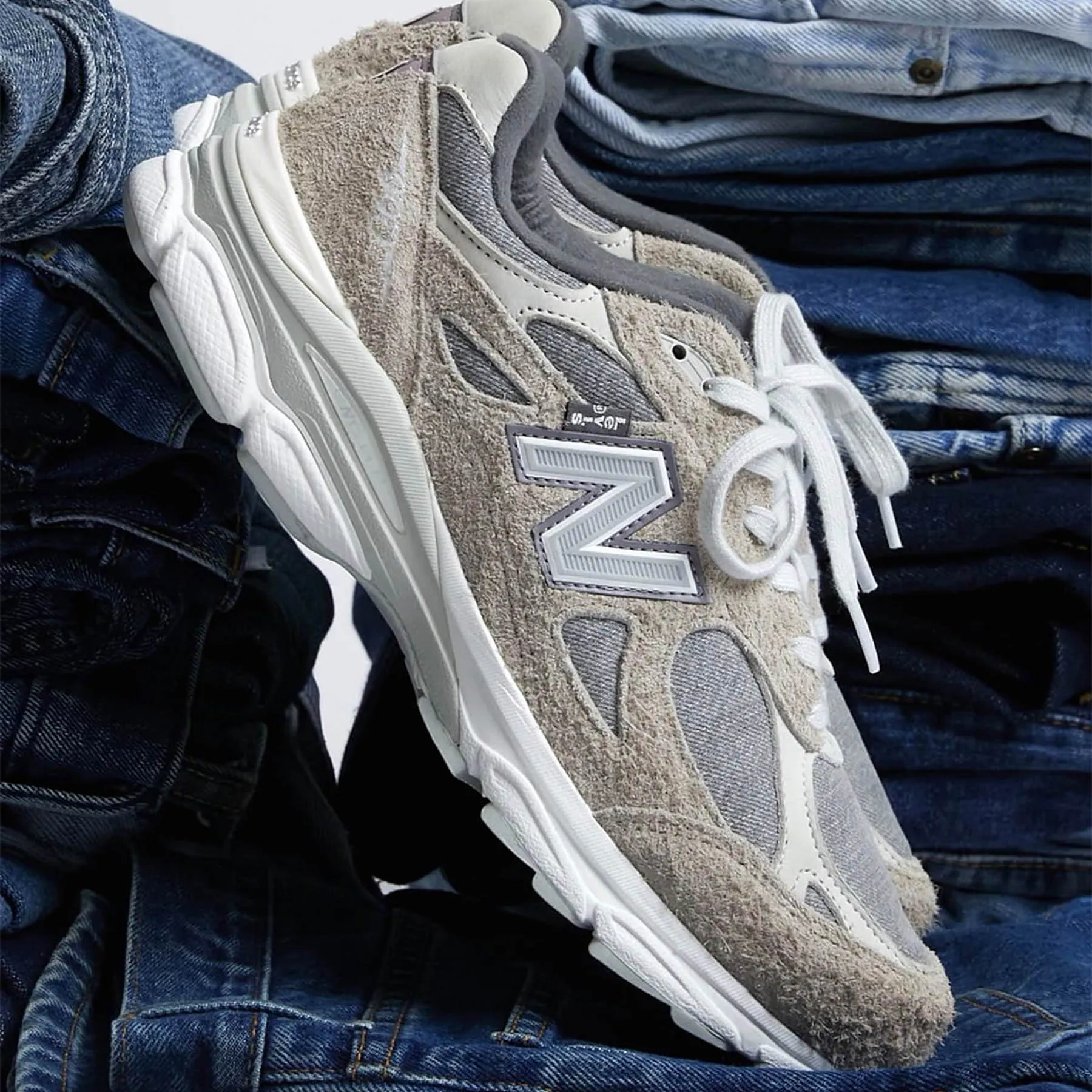 Levi’s x New Balance 990v3 Made In USA ‘Elephant Skin’