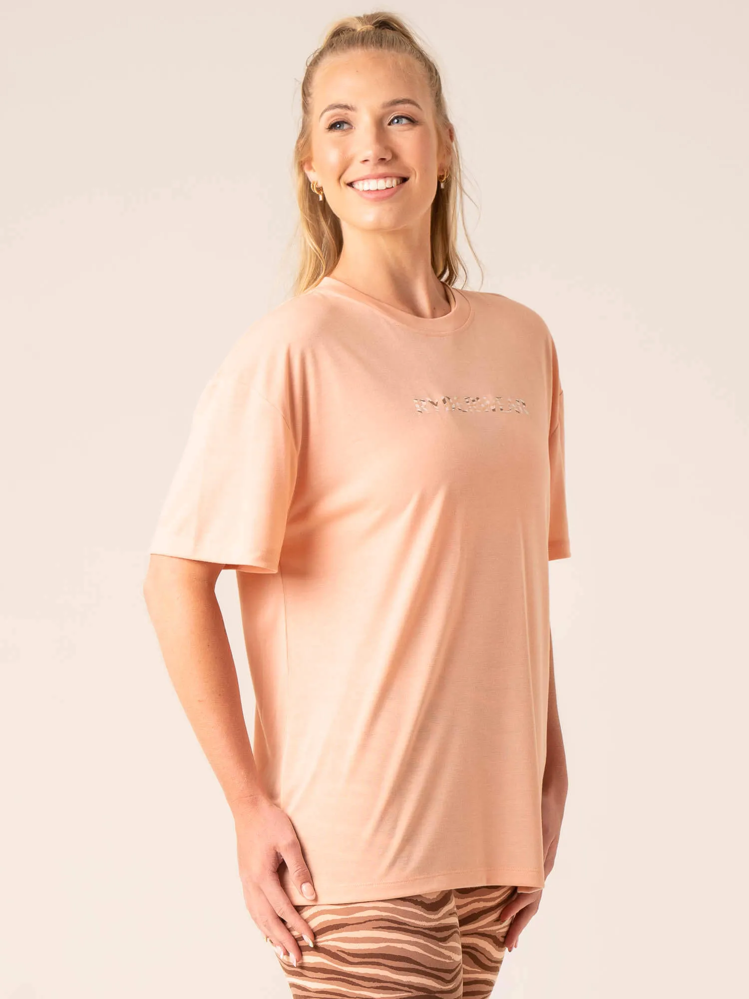 Unstoppable Oversized T-Shirt - Peach