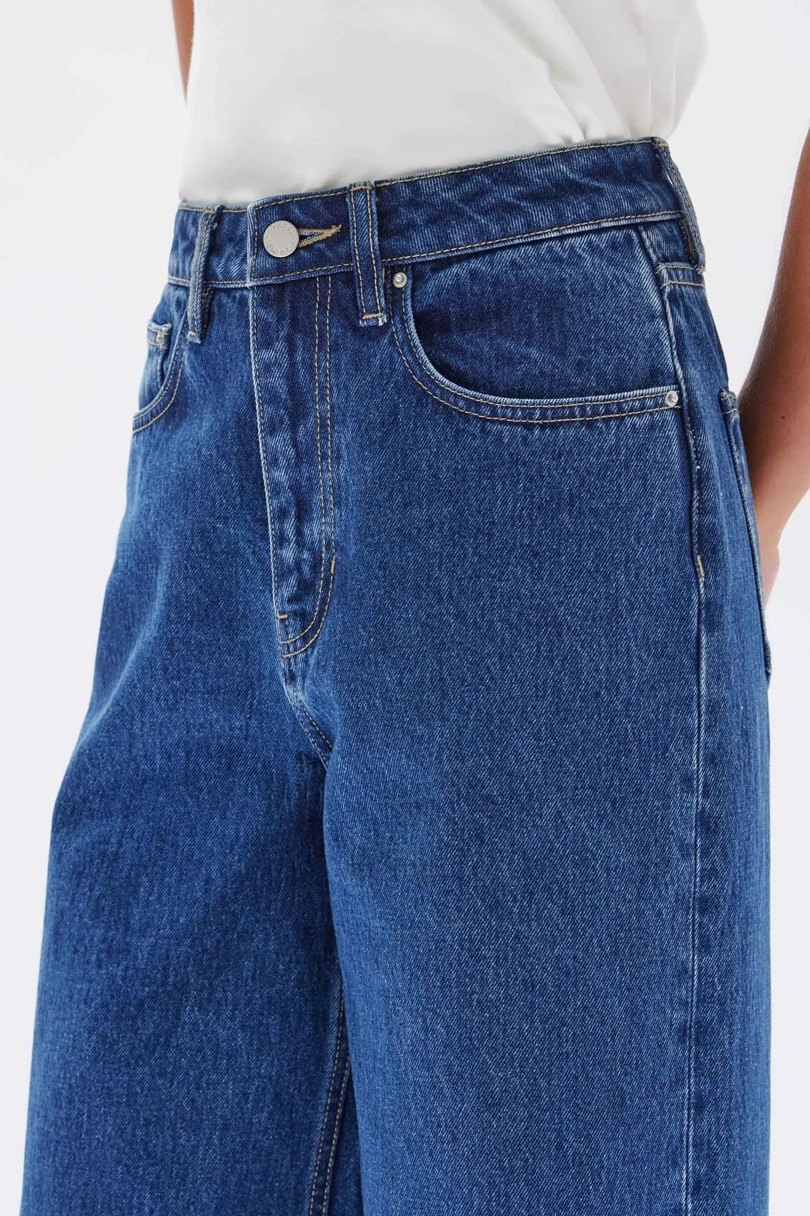 Wide Leg Jean